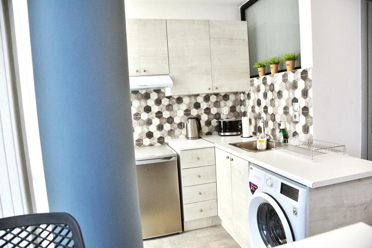Zoes Apartment คอสทาวน์ ภายนอก รูปภาพ